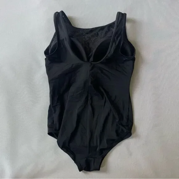 Longitude Women’s Black Lace Design Bathing Suit Style RW24100 Women’s Size 20W - Picture 5 of 9